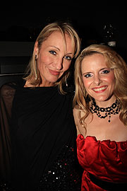 Renata Kochta, Daniela Vucovic (©Foto: Martin Schmitz)